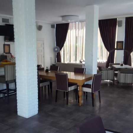 Complex Oazis Aparthotel Ravda ภายนอก รูปภาพ