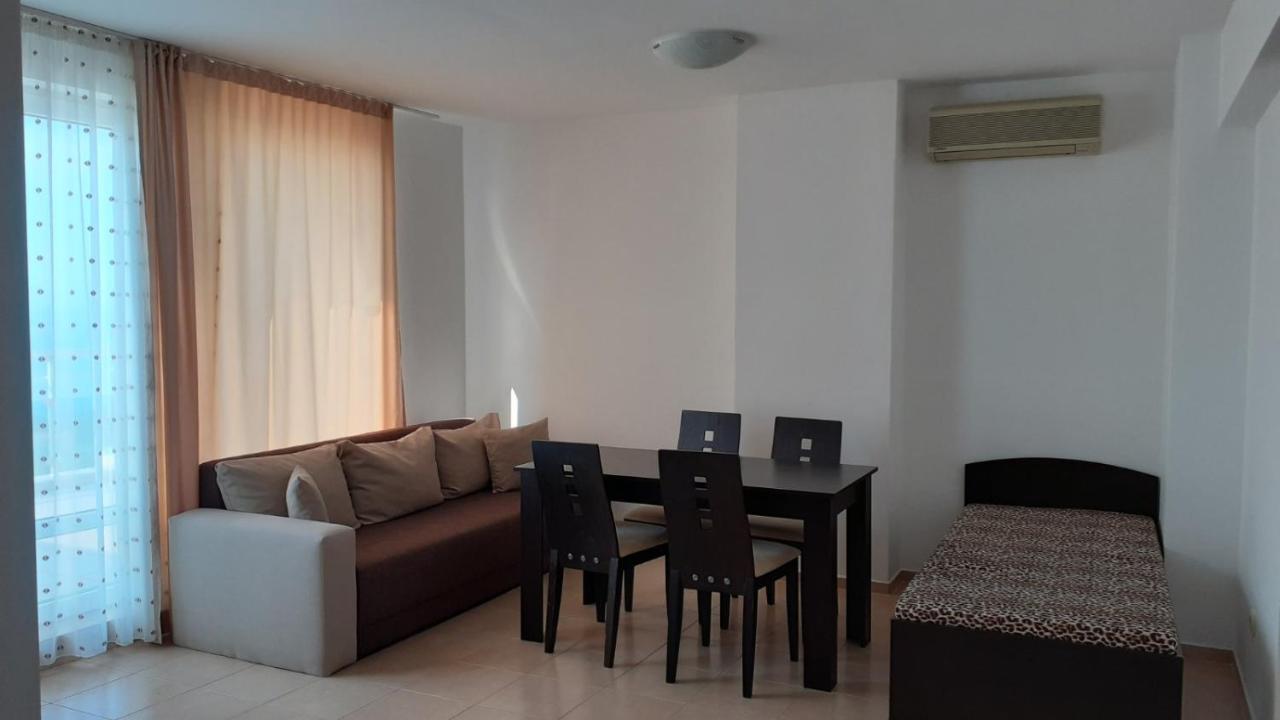Complex Oazis Aparthotel Ravda ภายนอก รูปภาพ