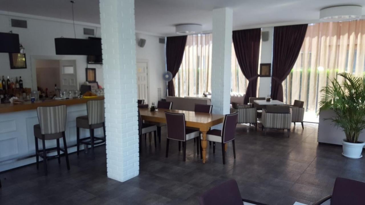 Complex Oazis Aparthotel Ravda ภายนอก รูปภาพ